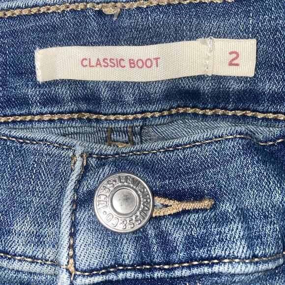 Levi’s Classic Boot butterfly Patches Denim Light Blue jeans Size 2 - Picture 10 of 13